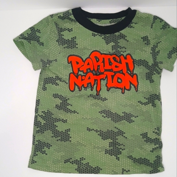 🛍 Green Black Parish Nation T-shirt 5T Army Design - Picture 1 of 4